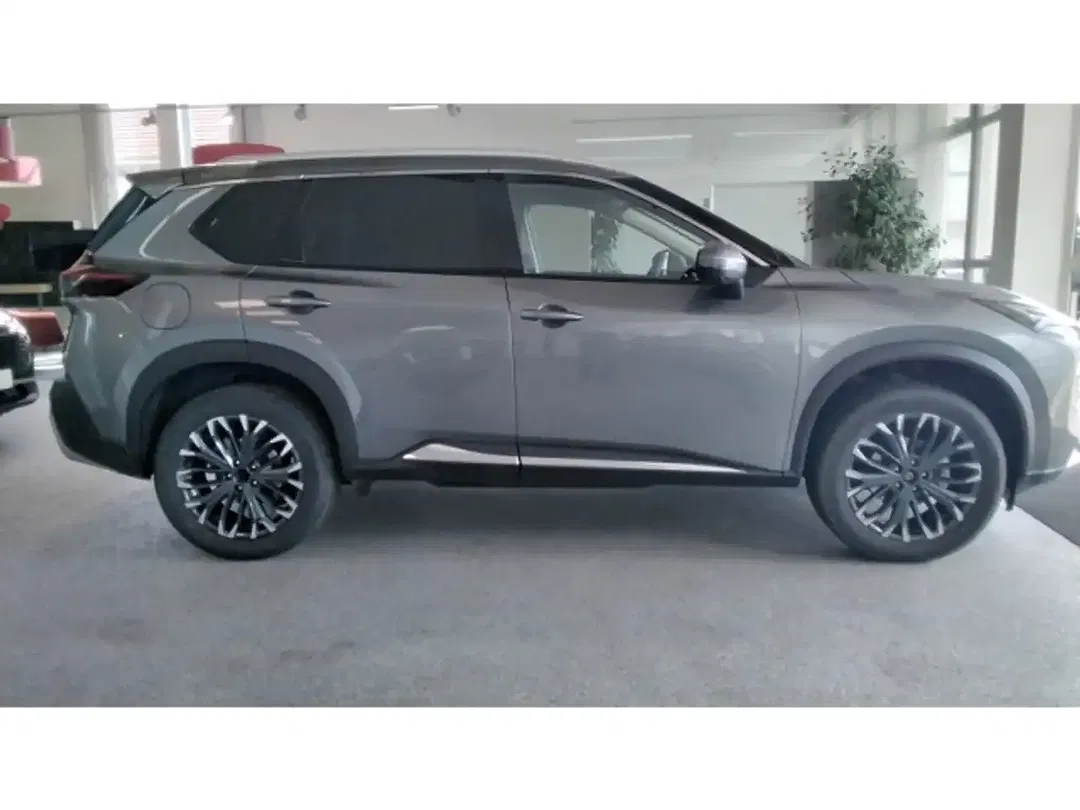 Nissan X-Trail - Thumbnail 5