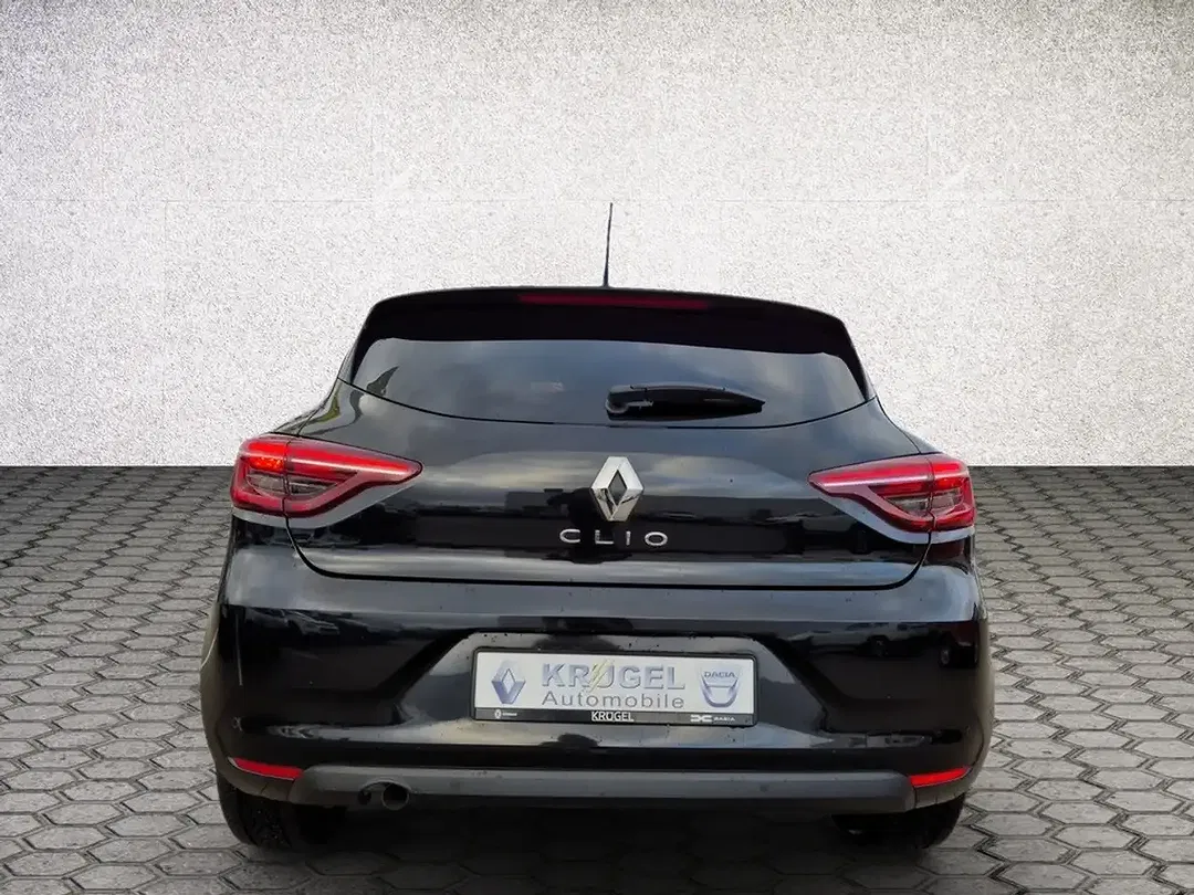 Renault Clio - Thumbnail 3