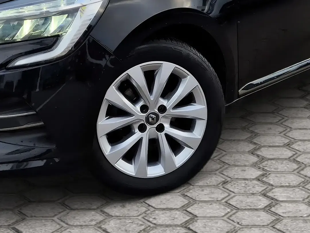 Renault Clio - Thumbnail 4