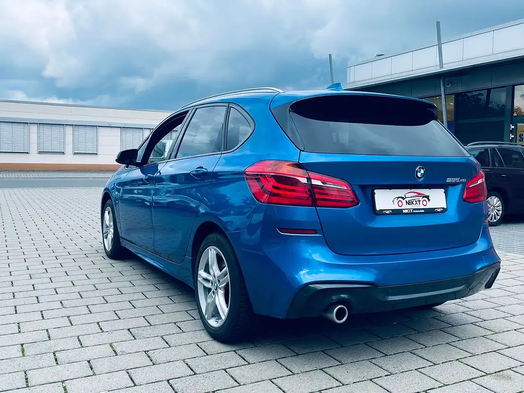 BMW 225 - Thumbnail 6