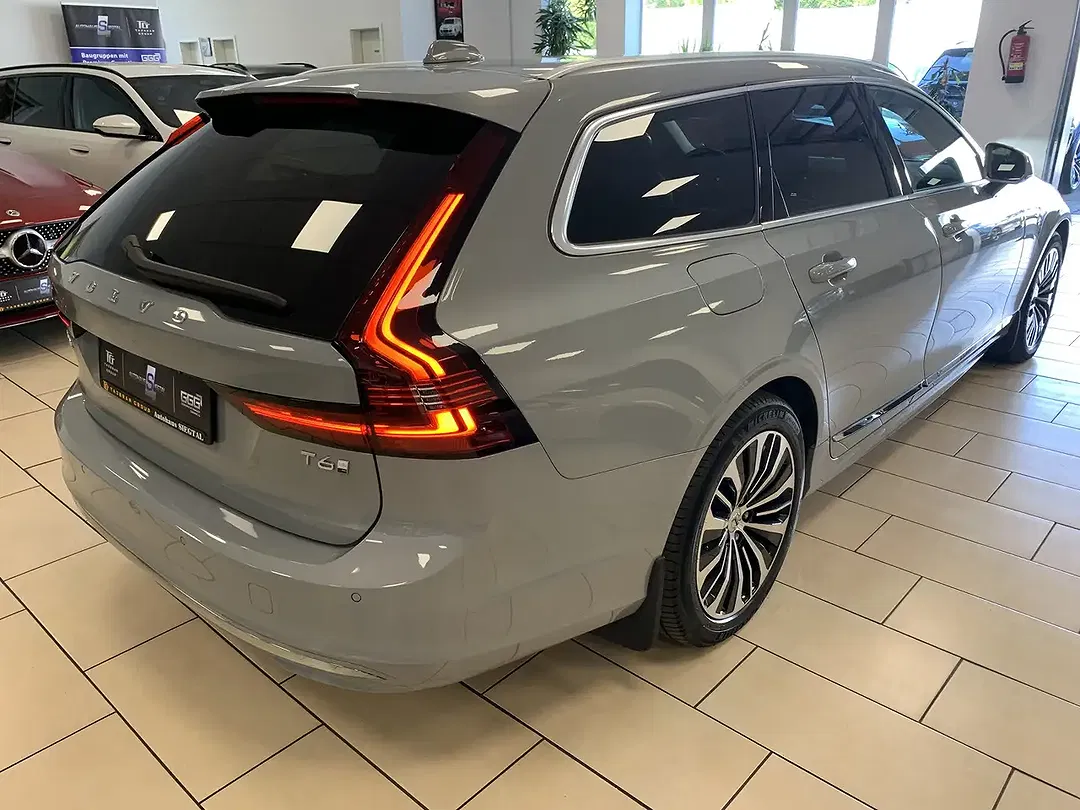 Volvo V90 - Thumbnail 4