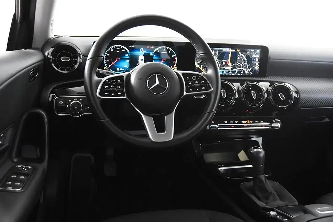Mercedes-Benz A 180 - Thumbnail 12