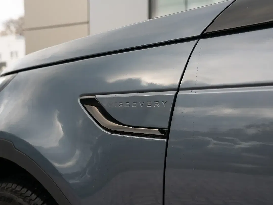 Land Rover Discovery - Thumbnail 12
