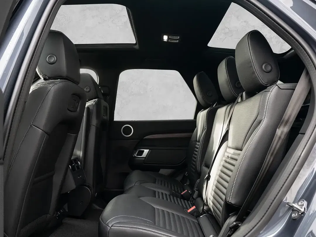 Land Rover Discovery - Thumbnail 4