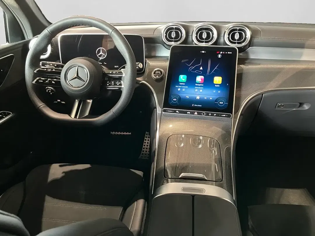 Mercedes-Benz GLC 220 - Thumbnail 11