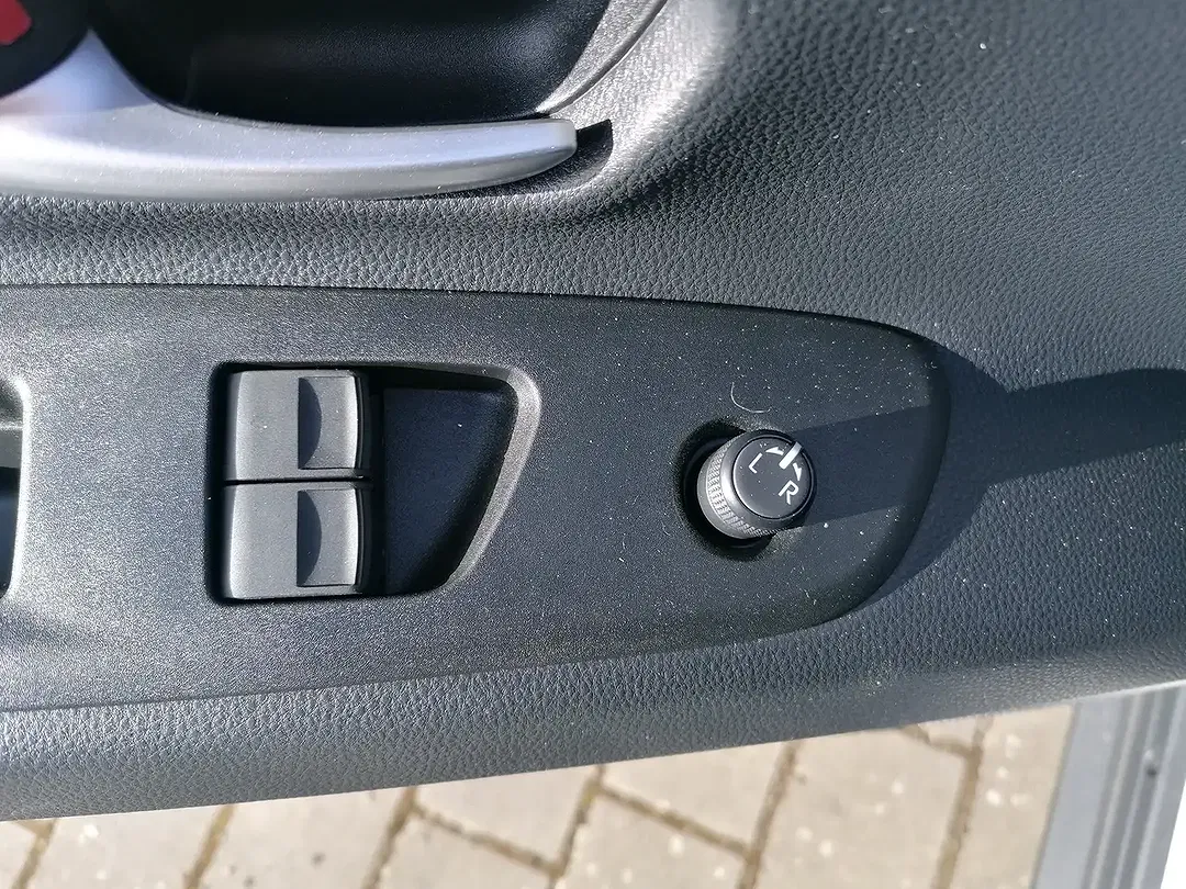 Toyota Aygo X - Thumbnail 9