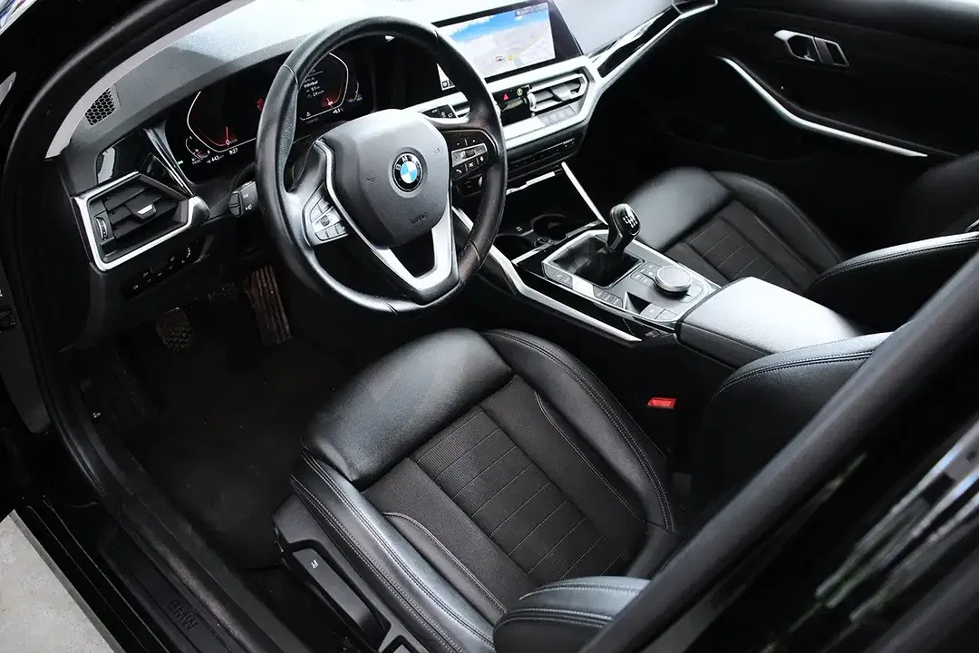 BMW 318 - Thumbnail 6