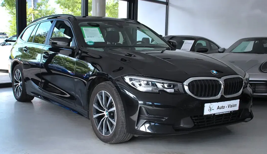 BMW 318 - Thumbnail 3