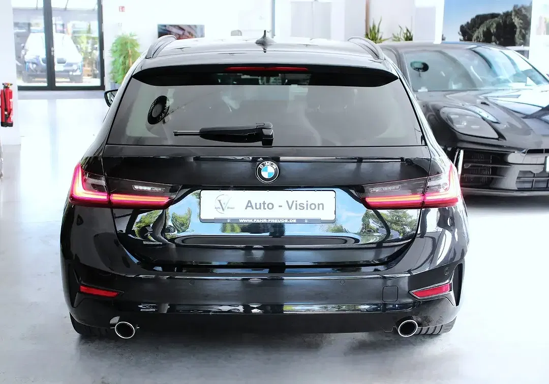 BMW 318 - Thumbnail 4