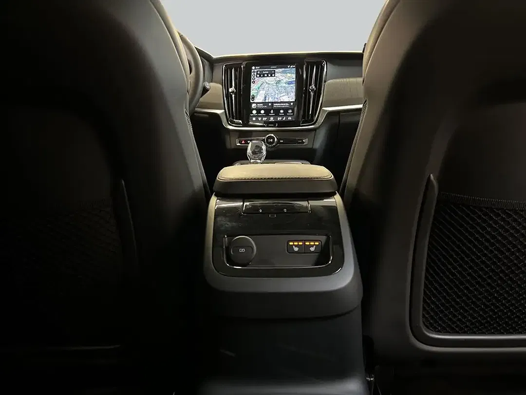 Volvo V90 T8 AWD Plus Dark - foto 13
