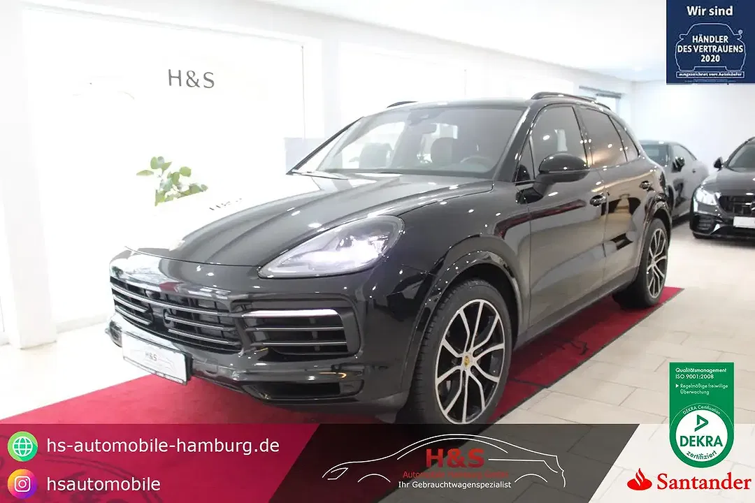 Porsche Cayenne - Thumbnail 1