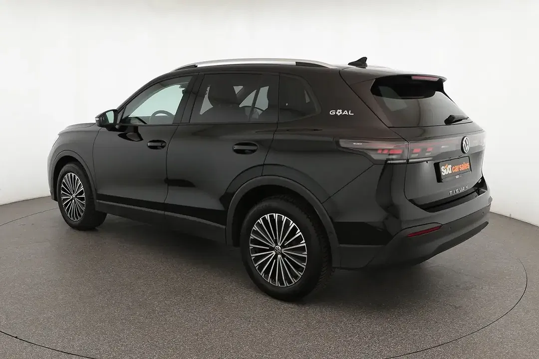 Volkswagen Tiguan - Thumbnail 5