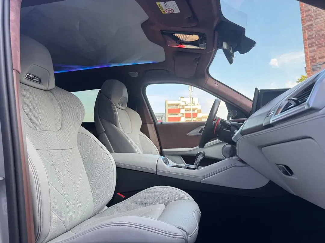BMW XM - Thumbnail 14