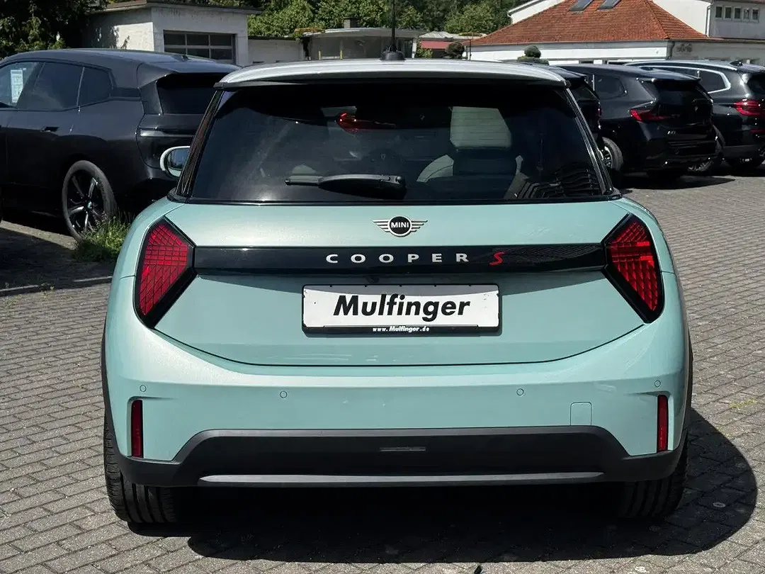 MINI Cooper S - Thumbnail 6