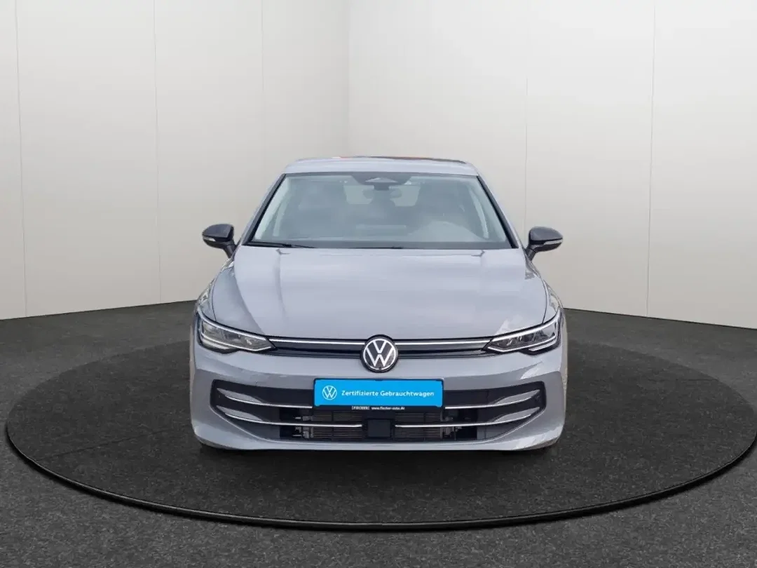 Volkswagen Golf - Afbeelding 1