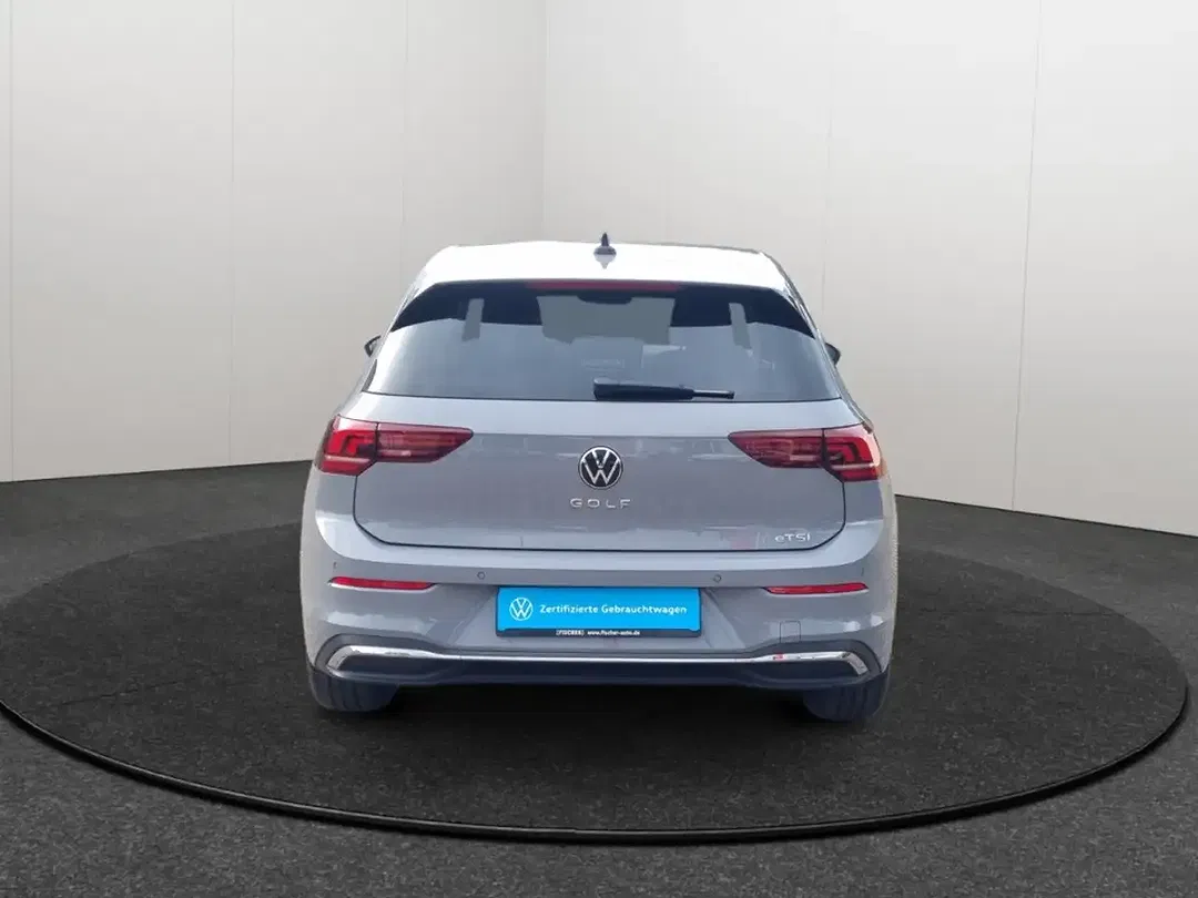 Volkswagen Golf - Thumbnail 6
