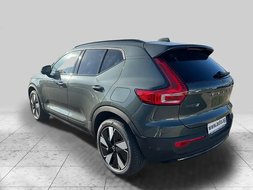 Volvo EX40 - Thumbnail 2