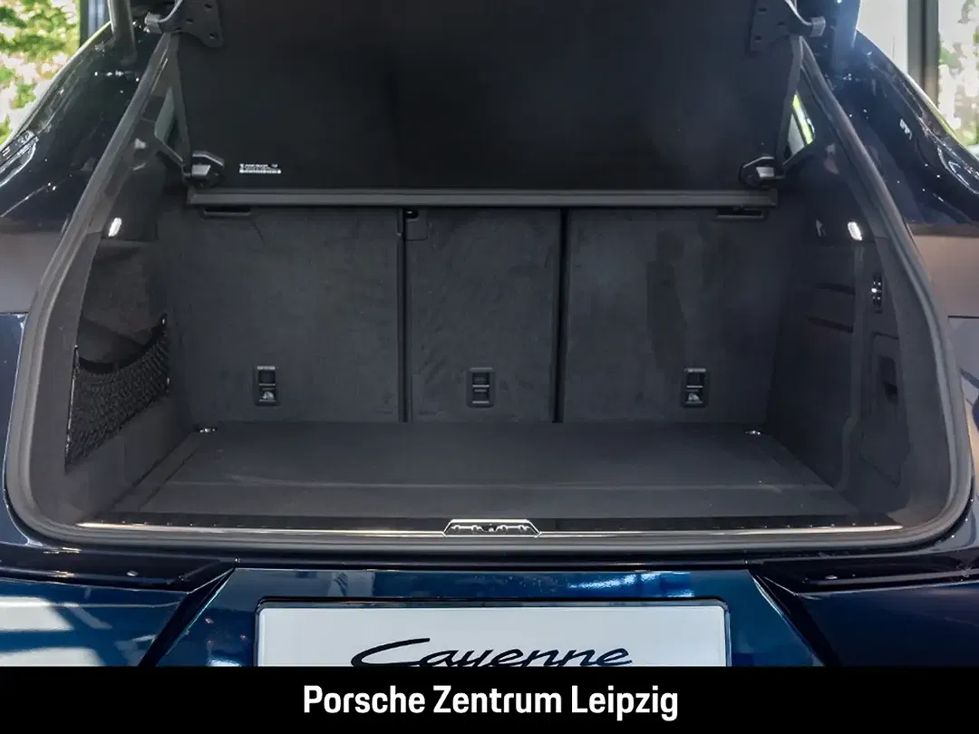Porsche Cayenne - Thumbnail 12