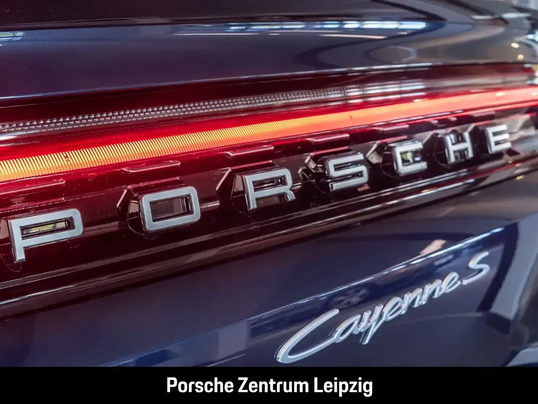 Porsche Cayenne - Thumbnail 13