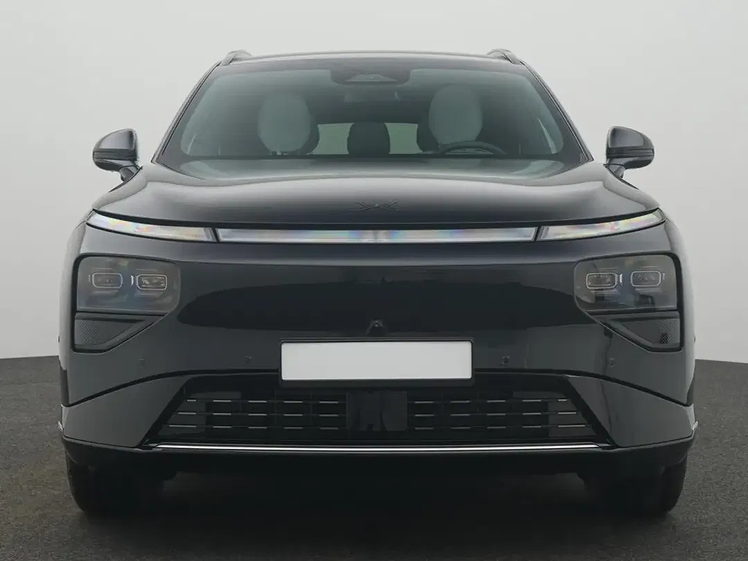 Xpeng G9 Premium - foto 1