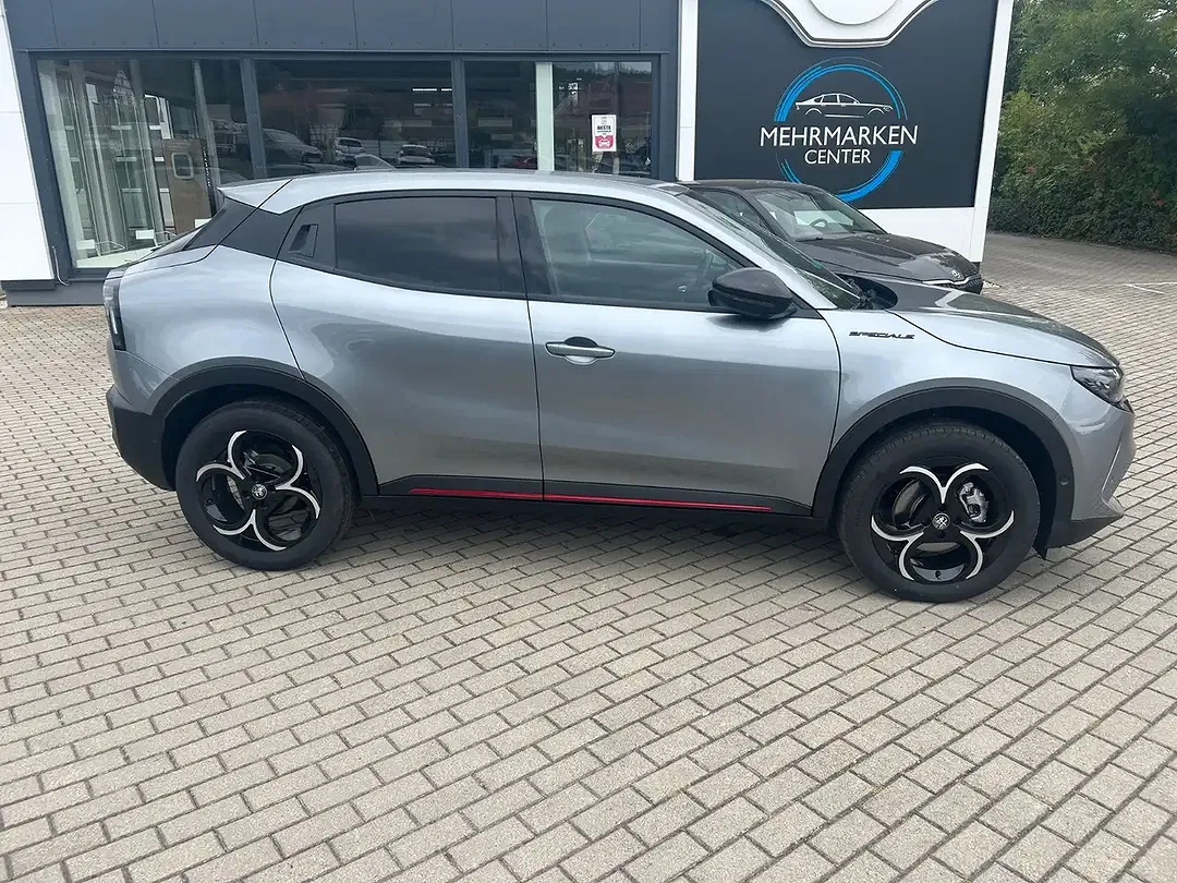 Alfa Romeo Junior - Thumbnail 3