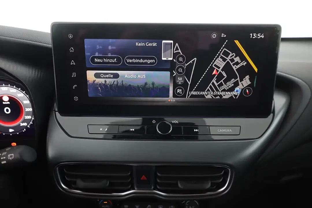 Nissan Juke - Thumbnail 10