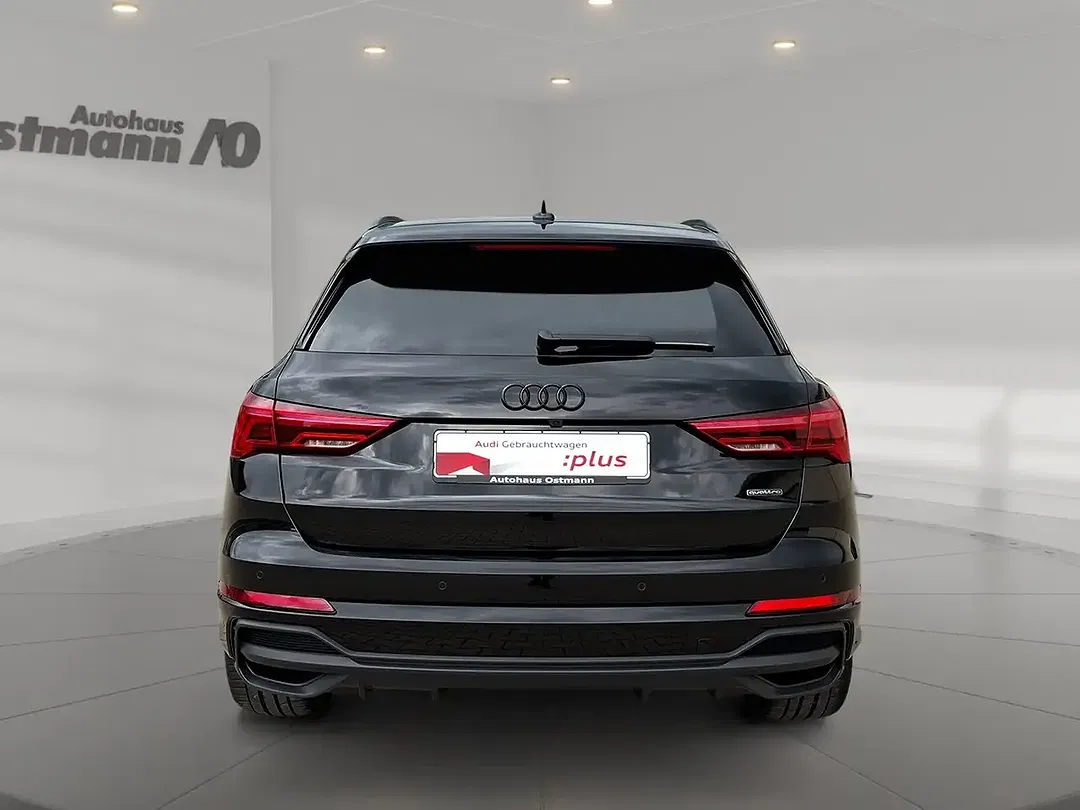 Audi Q3 - Thumbnail 16