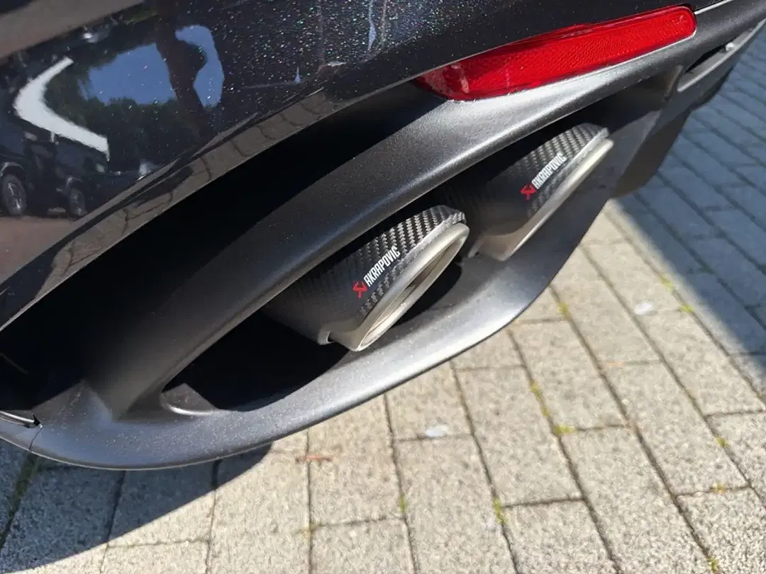 Alfa Romeo Giulia - Thumbnail 7