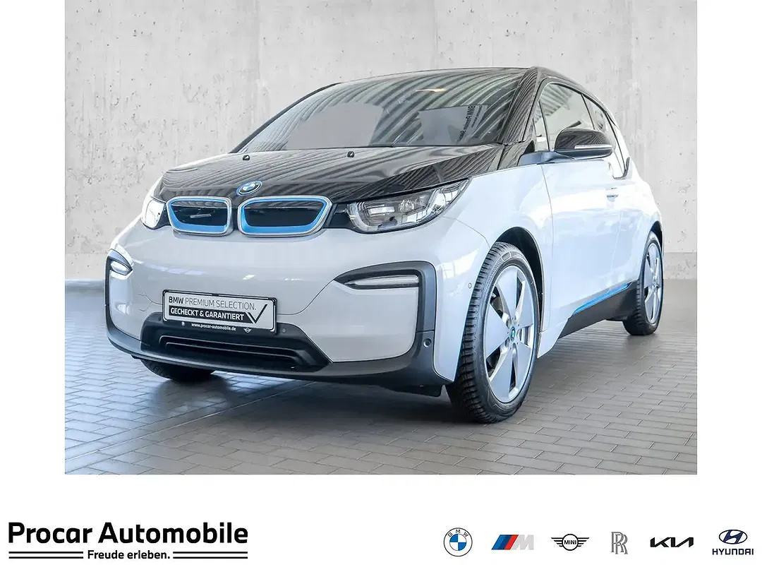 BMW i3 - Thumbnail 1