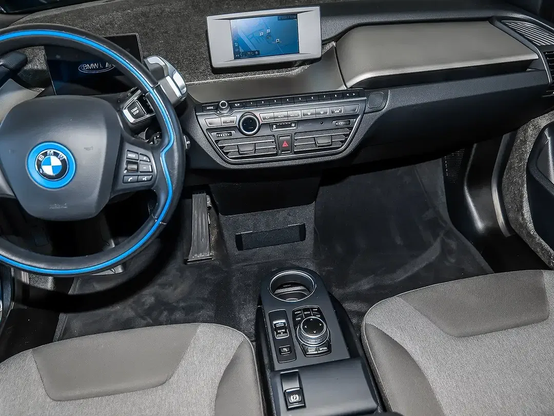 BMW i3 - Thumbnail 16