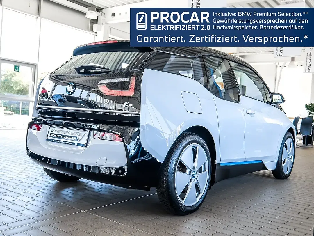 BMW i3 - Thumbnail 2