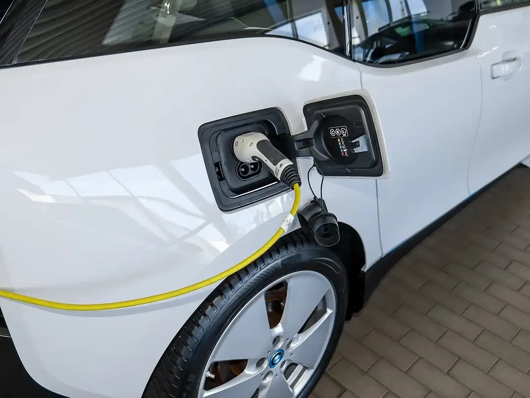 BMW i3 - Thumbnail 25