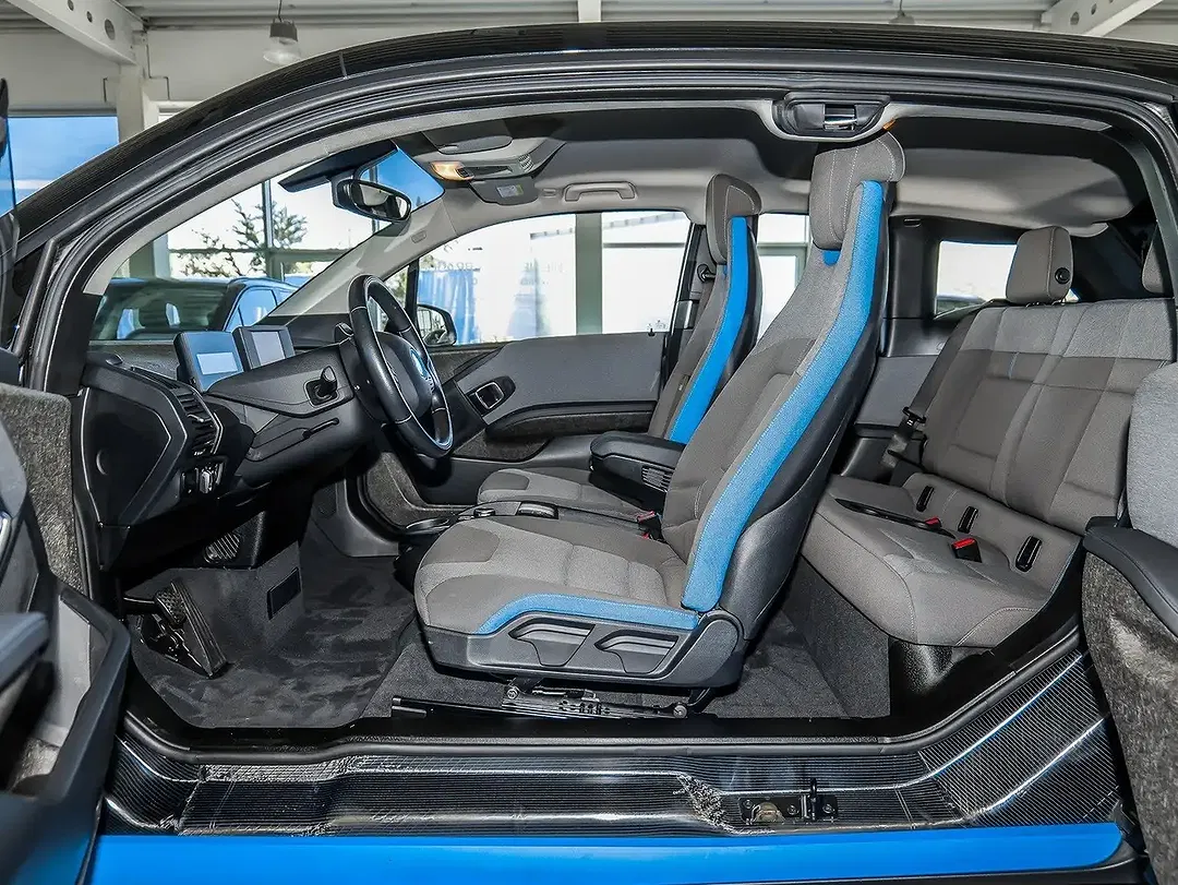 BMW i3 - Thumbnail 5