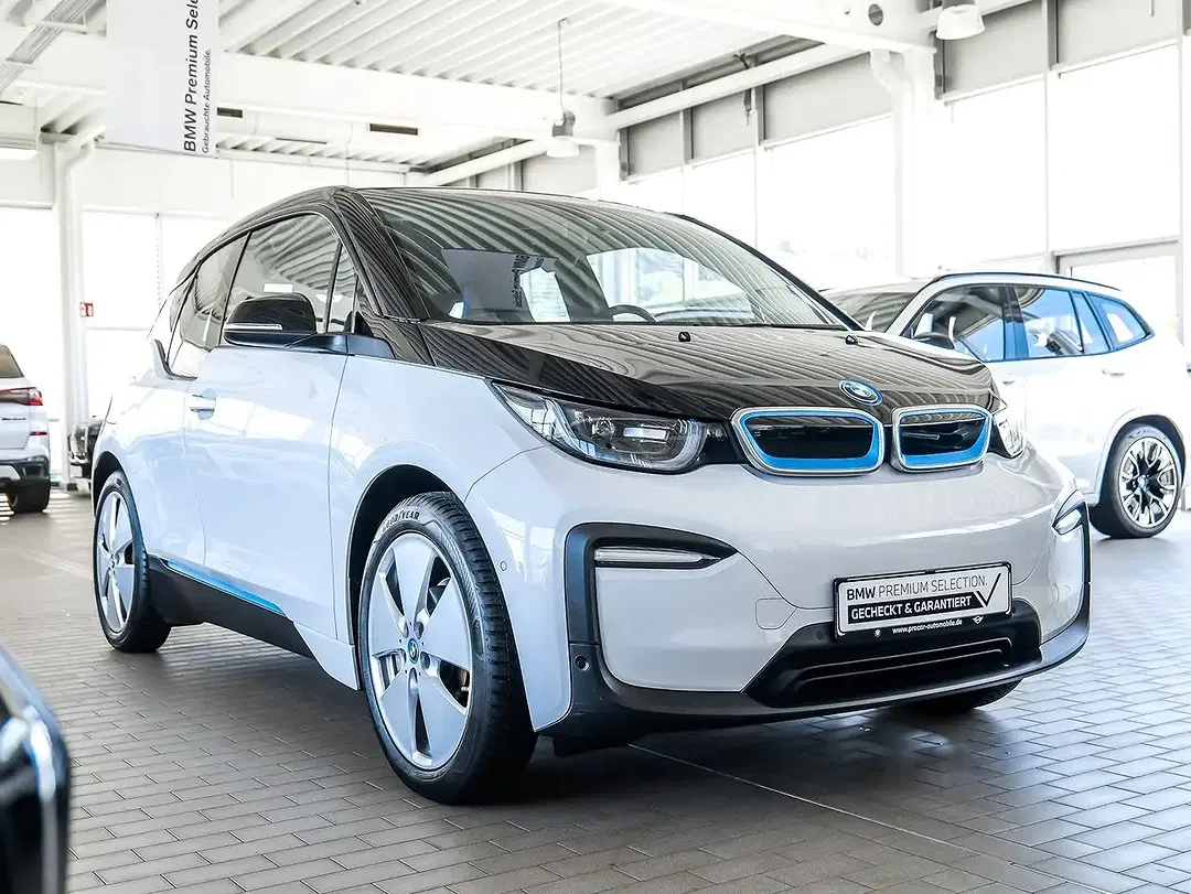 BMW i3 - Thumbnail 6