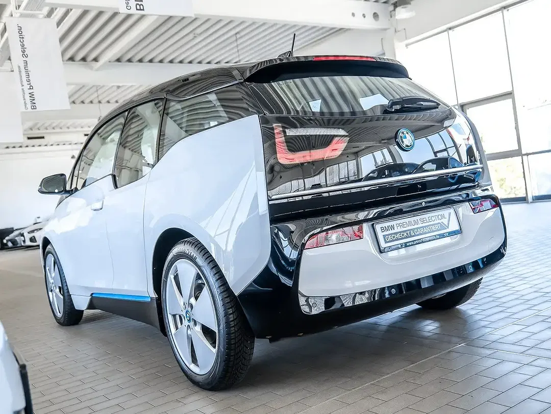 BMW i3 - Thumbnail 7