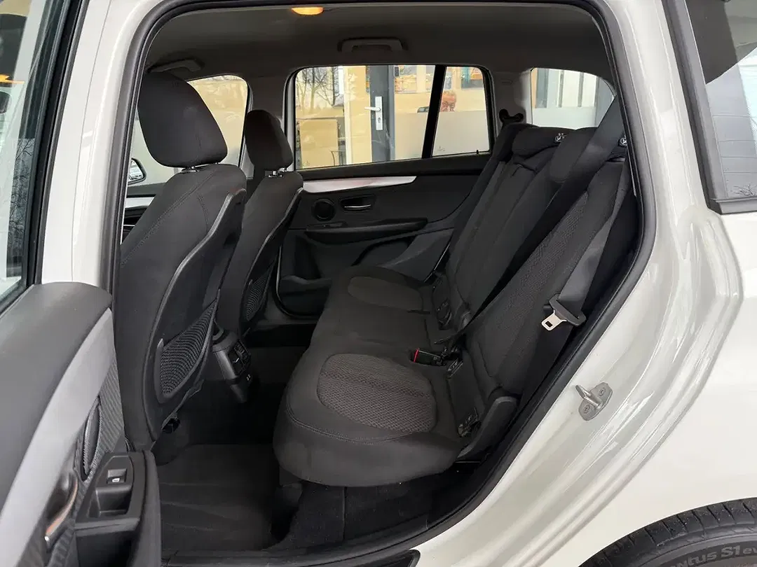 BMW 218 - foto 15