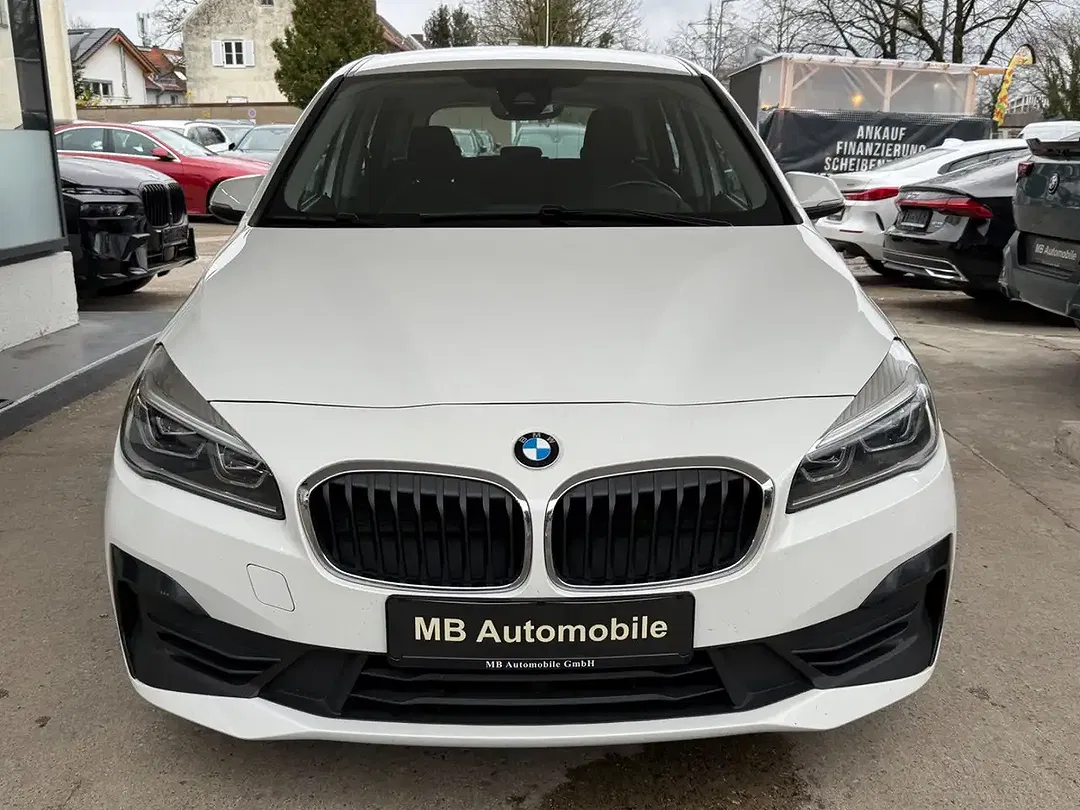 BMW 218 - foto 2