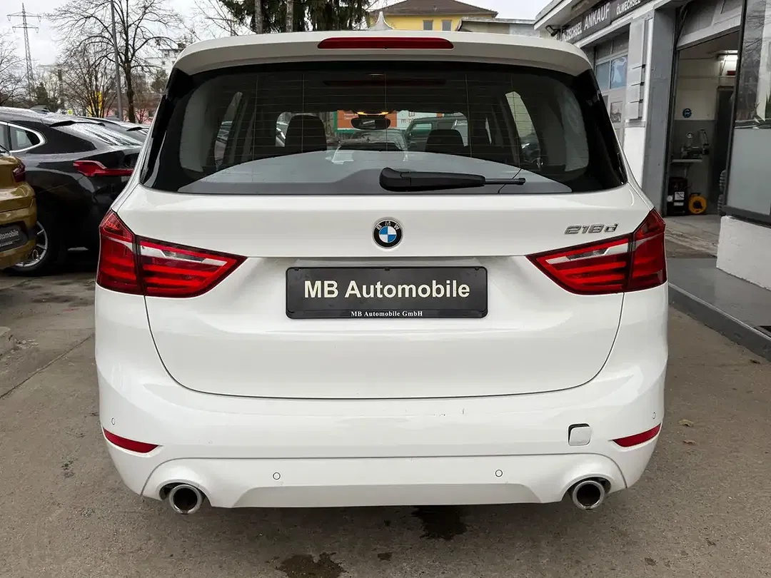 BMW 218 - Thumbnail 5