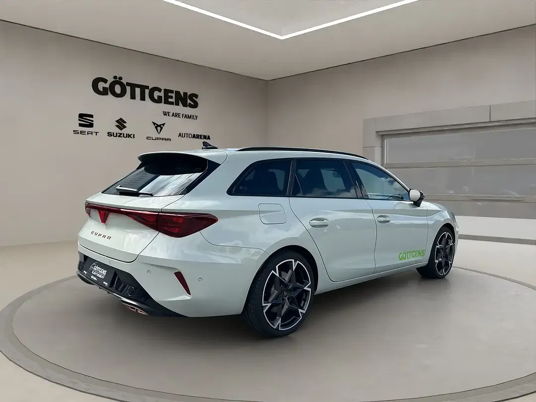 CUPRA Leon - Thumbnail 4
