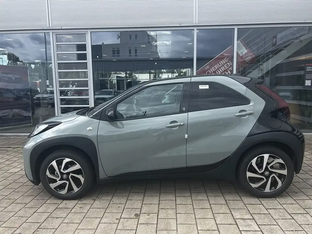 Toyota Aygo X - Thumbnail 3