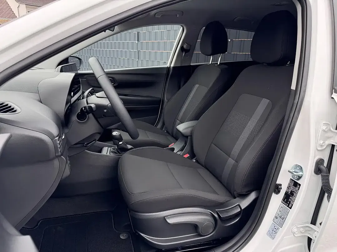 Hyundai i20 - Thumbnail 9