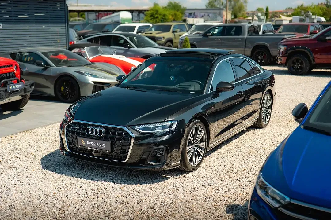 Audi A8 - Thumbnail 12