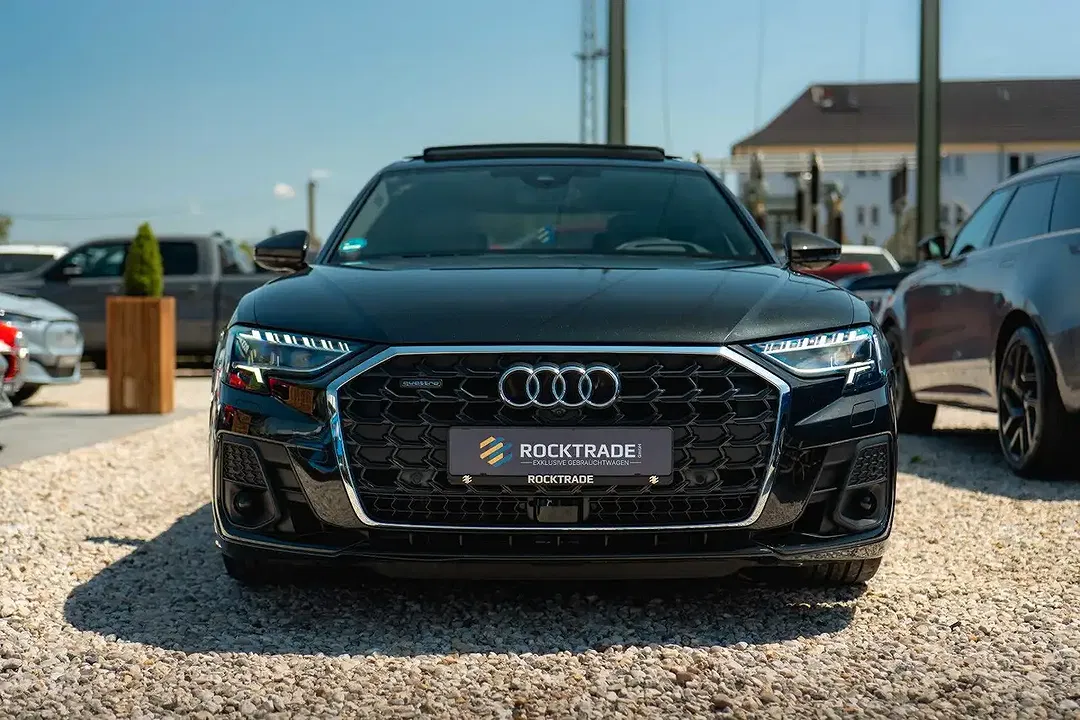Audi A8 - Thumbnail 14