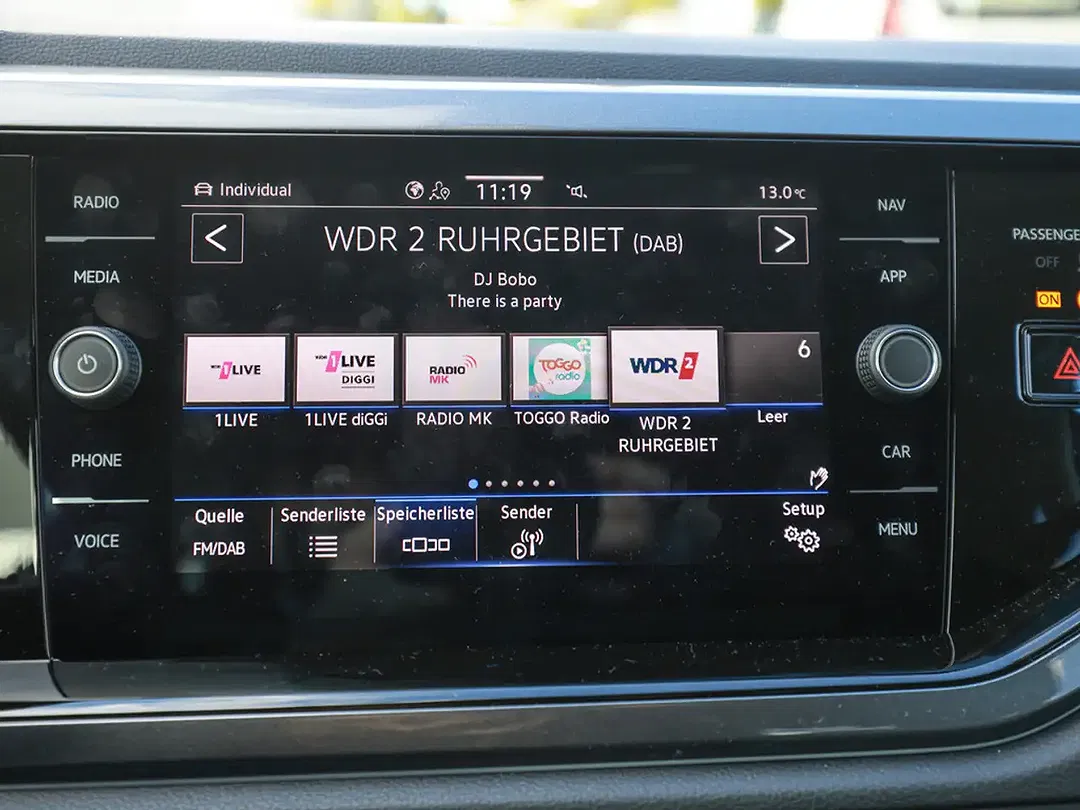 Volkswagen Polo - Thumbnail 11