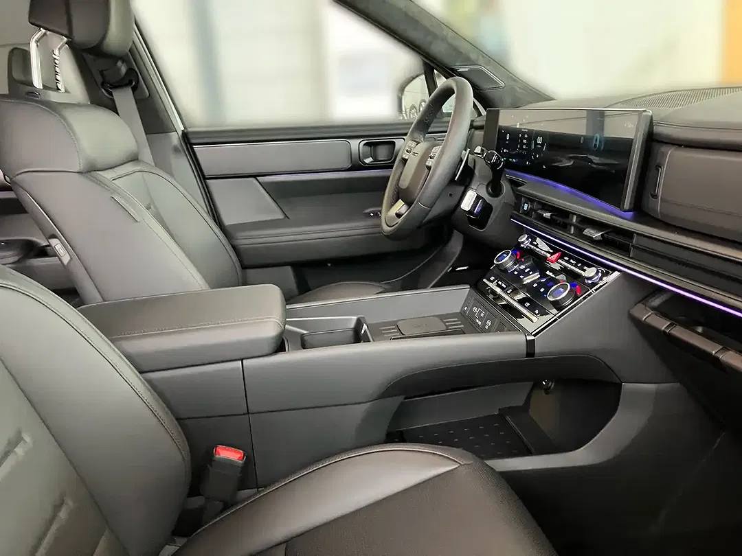 Hyundai SANTA FE - Thumbnail 7