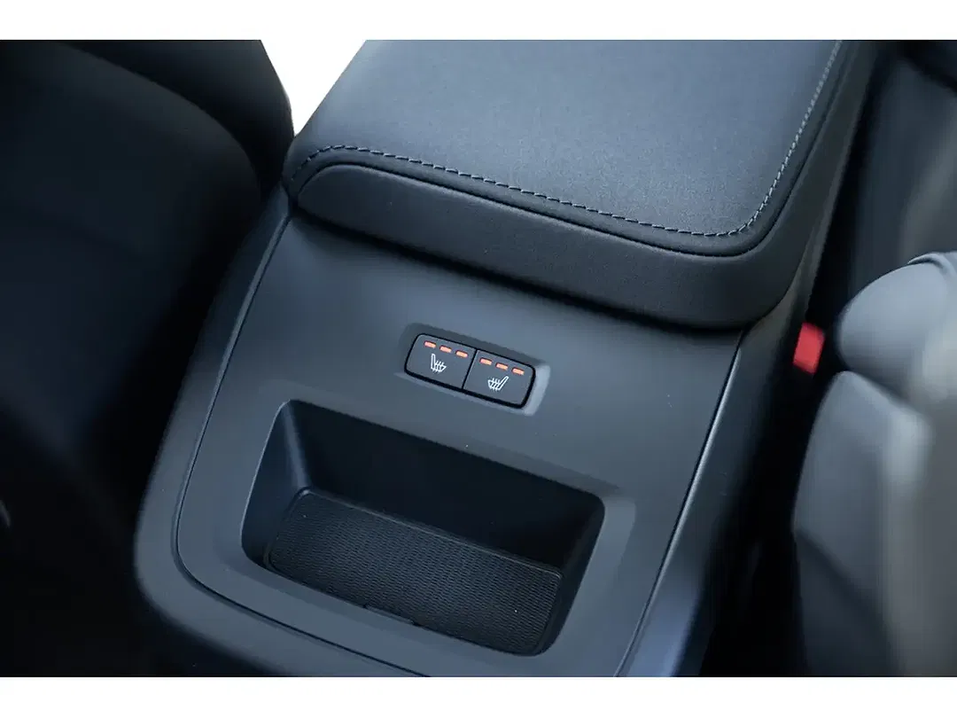 Volvo XC60 - Thumbnail 9