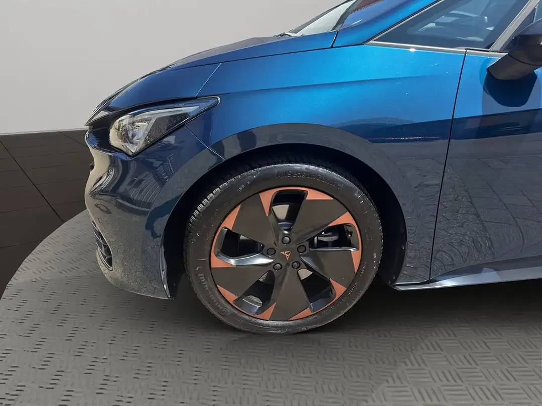 CUPRA Born - Thumbnail 3
