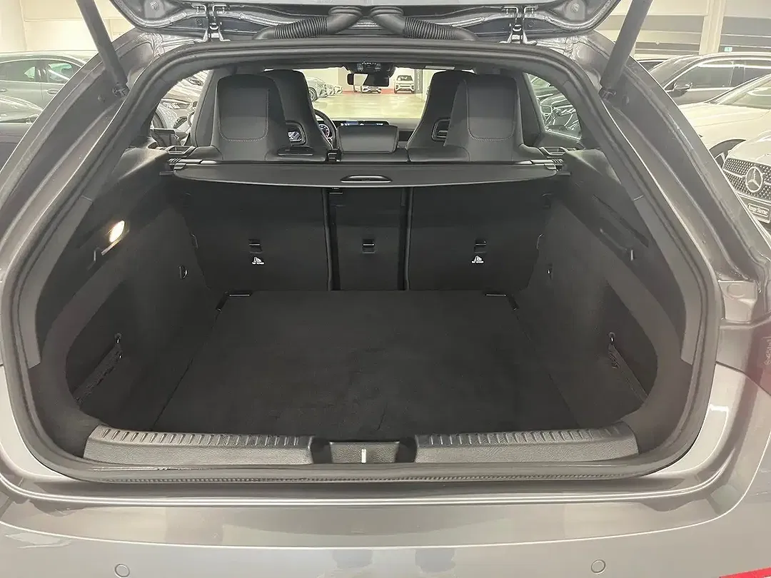 Mercedes-Benz CLA 180 - Thumbnail 12
