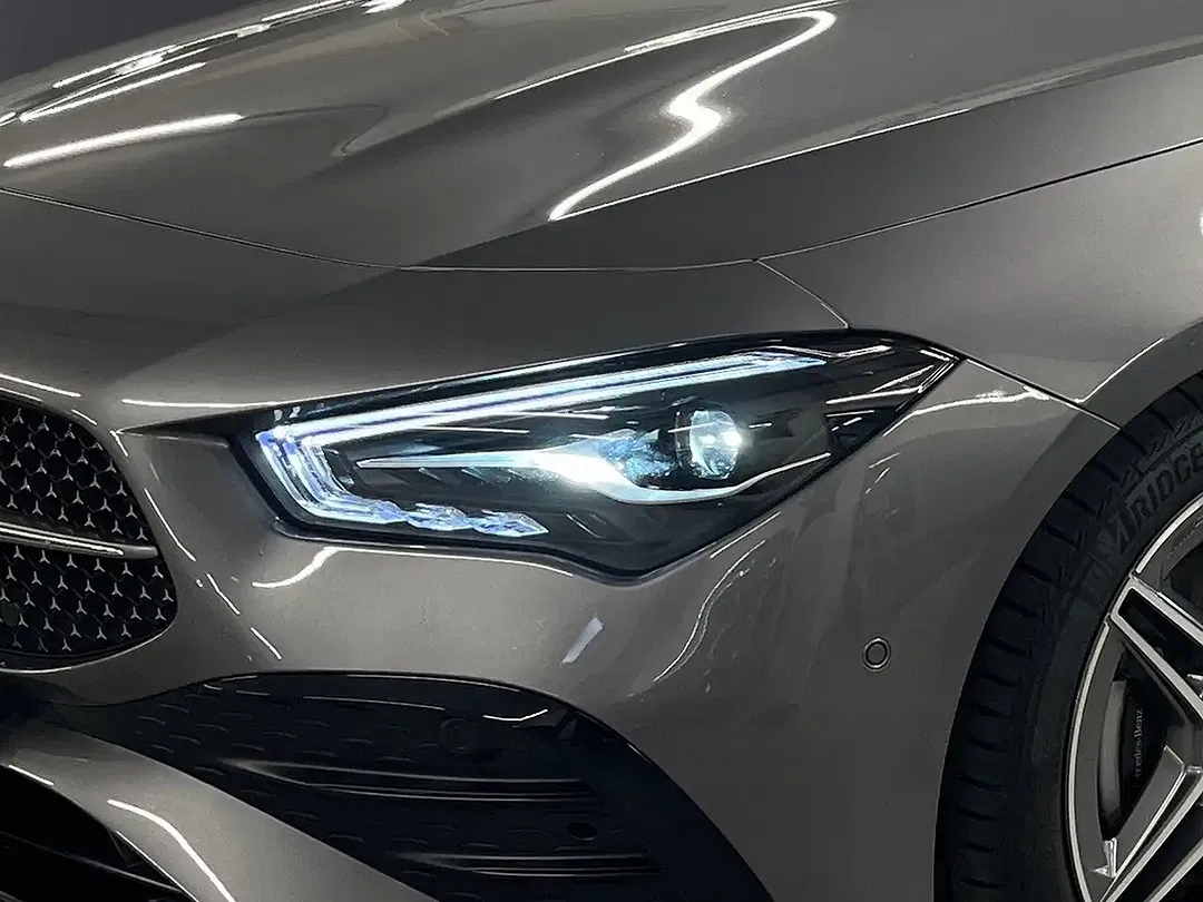 Mercedes-Benz CLA 180 - Thumbnail 5
