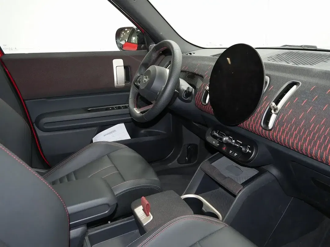 MINI Cooper SE Countryman - Thumbnail 6